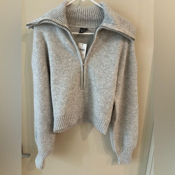 Windsor Half Zip Knit Crop Sweater - Picture 2 of 3